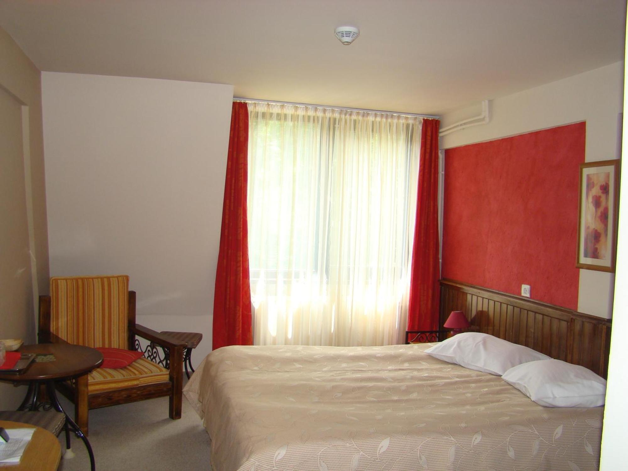פרדיאל Hotel Zada מראה חיצוני תמונה