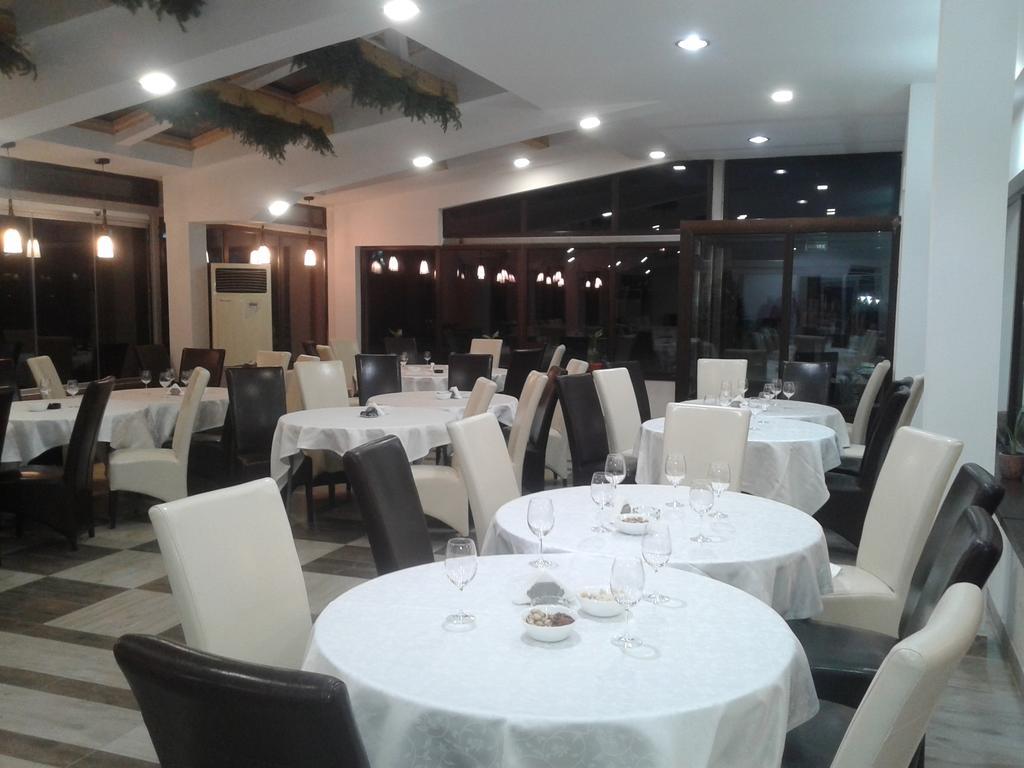 פרדיאל Hotel Zada מראה חיצוני תמונה