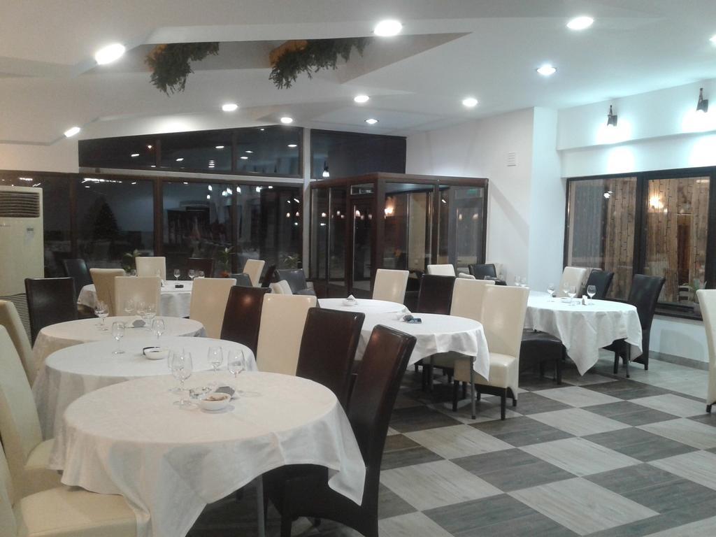 פרדיאל Hotel Zada מראה חיצוני תמונה