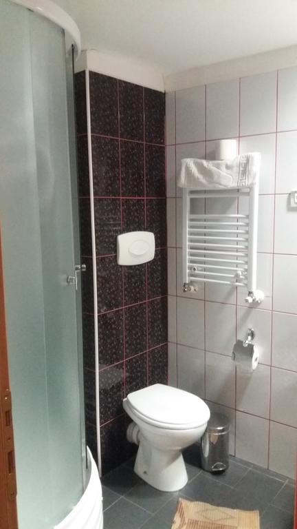 פרדיאל Hotel Zada מראה חיצוני תמונה