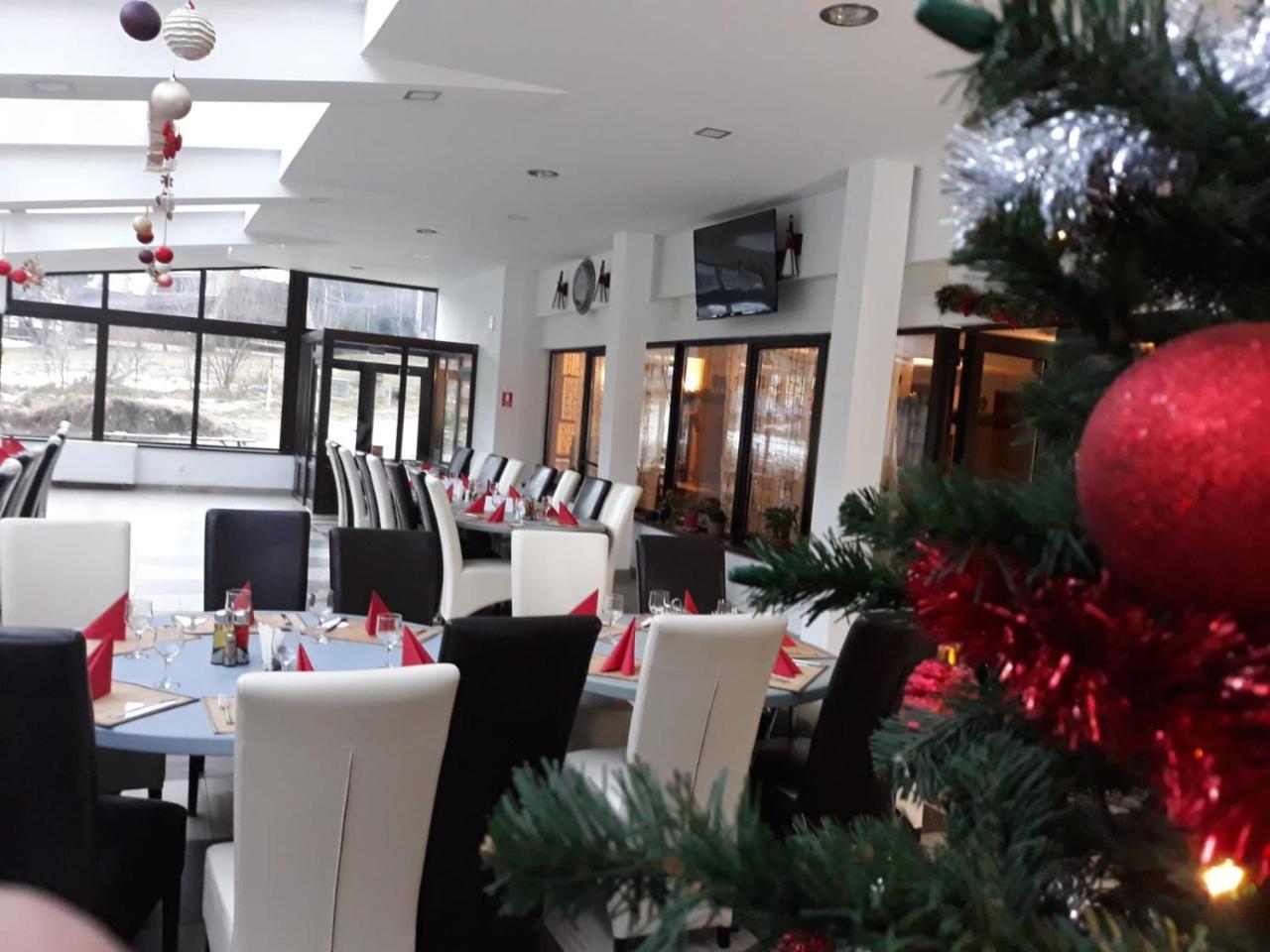 פרדיאל Hotel Zada מראה חיצוני תמונה